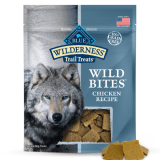 Blue Buffalo Wilderness Trail Treats Chicken Wild Bites Grain-Free Dog Treats 113g