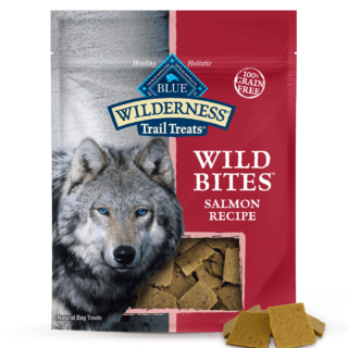 Blue Buffalo Wilderness Trail Treats Salmon Wild Bites Grain-Free Dog Treats 113g