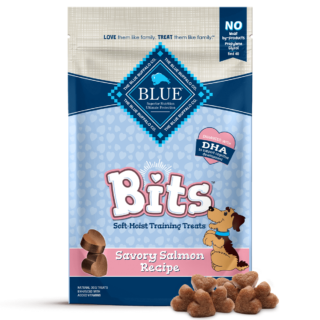 Blue Buffalo Blue Bits Savory Salmon Recipe Soft-Moist Training Dog Treats 113g